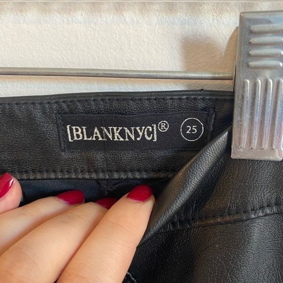BlankNYC SPOILER ALERT VEGAN LEATHER PANTS - Picture 7 of 10